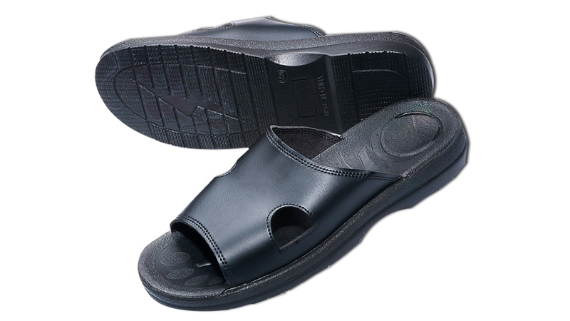 PU slippers with premium leather-like upper and durable indoor sole designed for private label and wholesale branding projects.