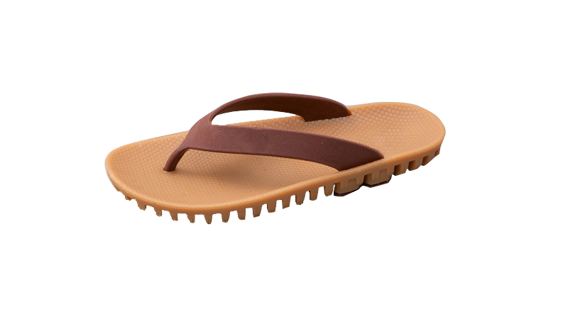 Rubber sole slippers with durable anti-slip outsole designed for outdoor walking, wet surfaces and long-term abrasion resistance.