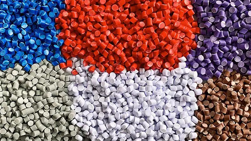 alt="Overview of common slipper materials including EVA foam, rubber, PVC, PU leather, and fabric"