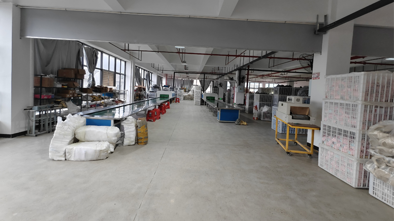 Wide view of a slipper manufacturer workshop producing PU and EVA slippers for OEM and wholesale projects