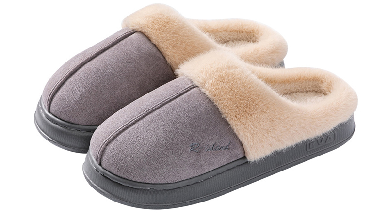 alt="Fabric slippers and plush slippers showing textile uppers soft linings and winter indoor slipper materials"