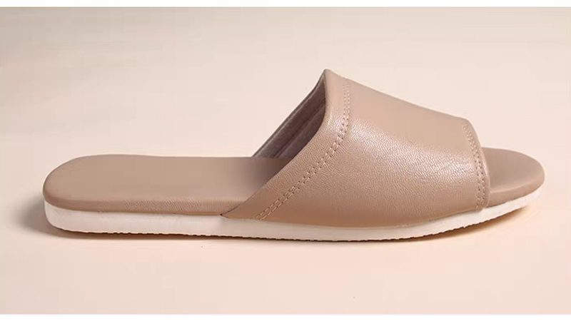 PU leather upper and EVA outsole slipper structure showing premium appearance and lightweight sole design