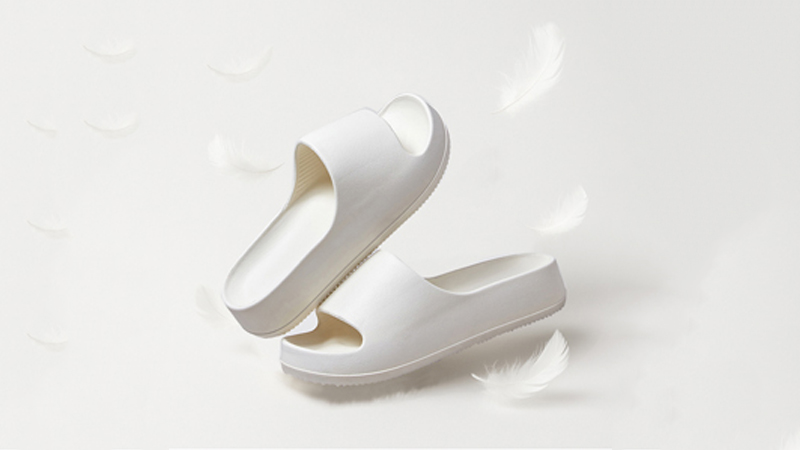 EVA slipper sole showing lightweight foam structure and cushioning characteristics for wholesale footwear applications